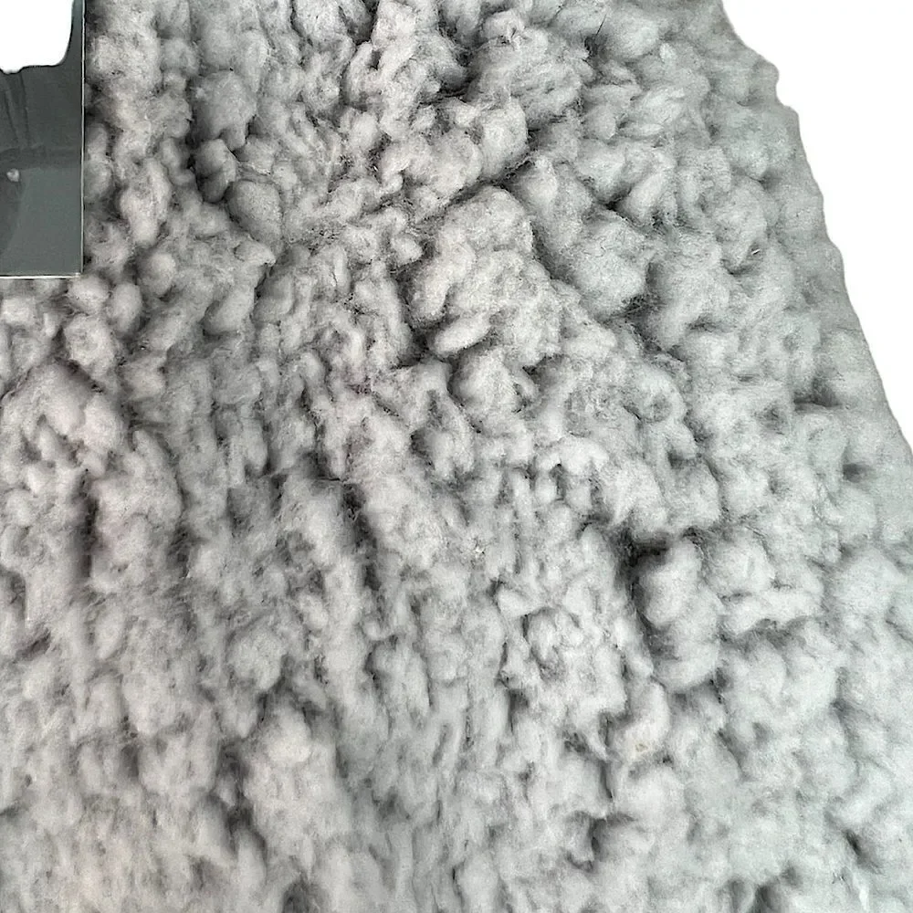 Home Collection Sherpa Throw Gray and White
